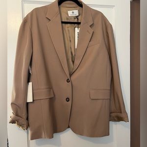 Babaton Aritzia Oversized Vogue Blazer in Gold Camel Size 2 / Medium * SEE NOTES